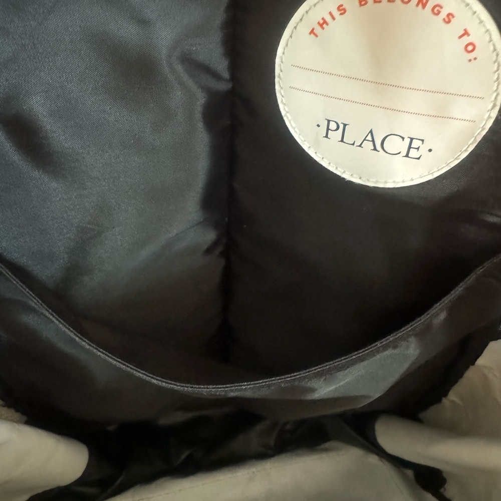 Place backpack - Picture 5 of 5
